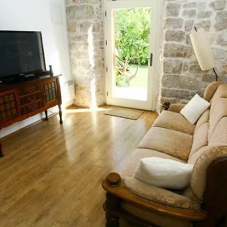 Apartment By The Sea Sveti Filip I Jakov, Biograd - 17695 *