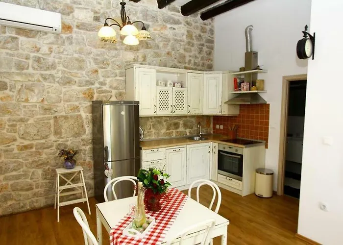 By The Sea Sveti Filip I Jakov, Biograd - 17695 * Свети-Филип-и-Яков